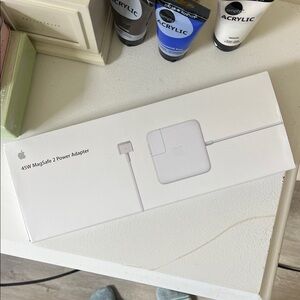 Apple 45W MagSafe 2 Power Adapter - White